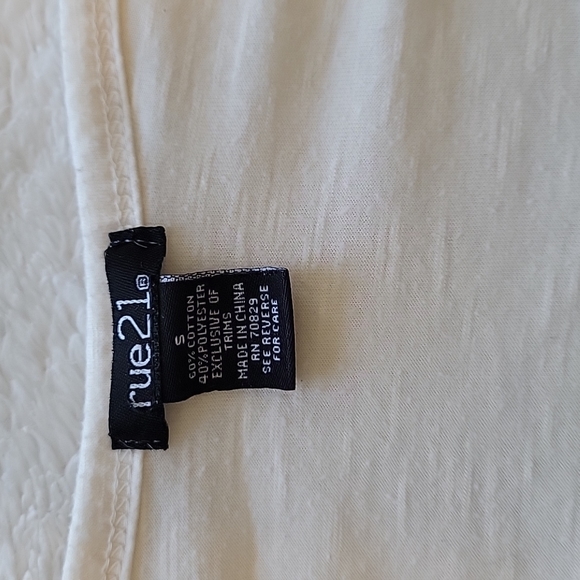 Rue21 size S Baseball Tee - Picture 2 of 4